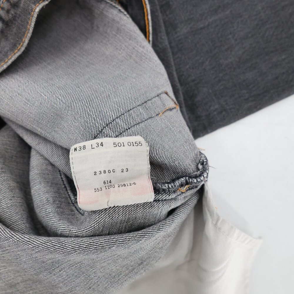 Vintage Levis 501 0155 Jeans mens 36x28.5 Button Fly Straight Made in USA gray - Picture 14 of 15